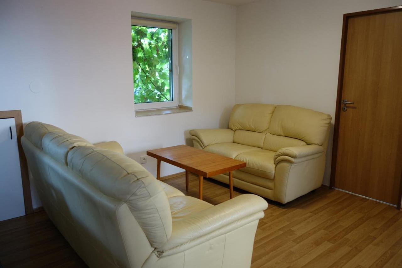 Apartman Hulin, Chrastany - Bily 外观 照片