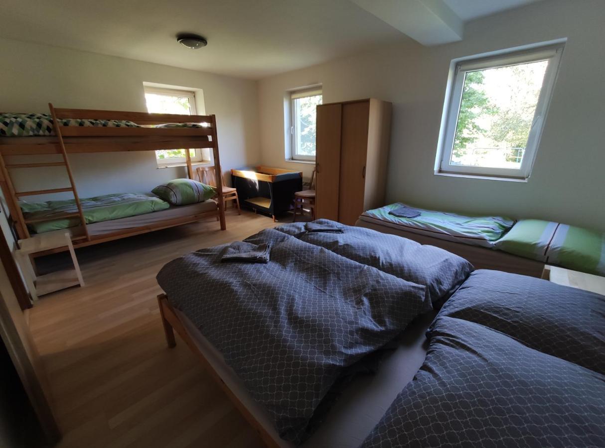 Apartman Hulin, Chrastany - Bily 外观 照片